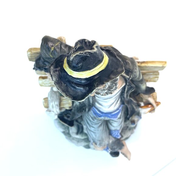 Vintage Large Capodimonte "Hobo On Bench" Italian Porcelain Figurine, 9.5" - Picture 8 of 16